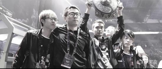 中国队在杭州亚运会电竞比赛中成功晋级 四川选手精彩亮相